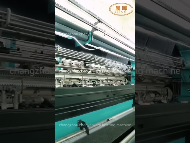 調整可能な作業幅と高速 (200~450rpm) のUV保護シェードネット製作機
