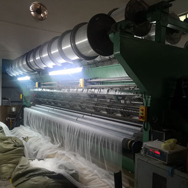 High Speed Raschel Warp Knitting Machine with ONE YEAR Warranty and 110''-340'' Working Width for Mosquito Net Production